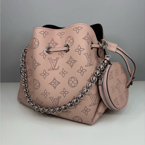Pink Louis Vuitton Mahina Bella Bag - Picture 2 of 12